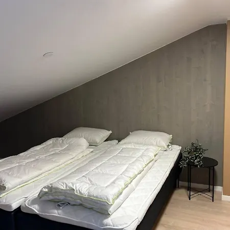 Apartment Helgatunlia - 6 *